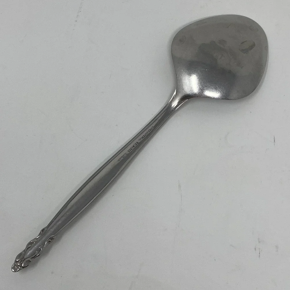 International Stainless Deluxe Serving Spoon Floral Pattern